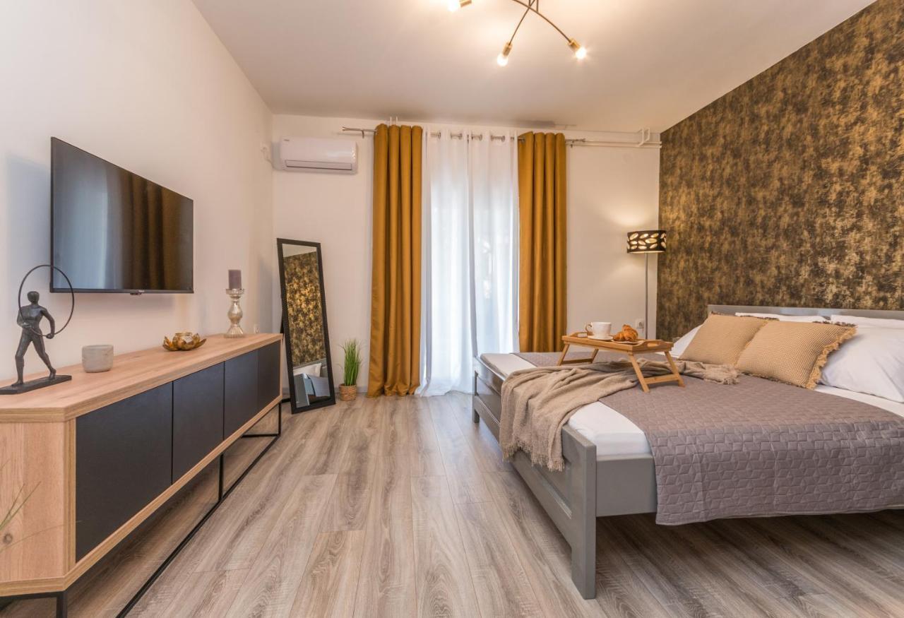 Apartmani A&M Biograd Na Moru Ngoại thất bức ảnh