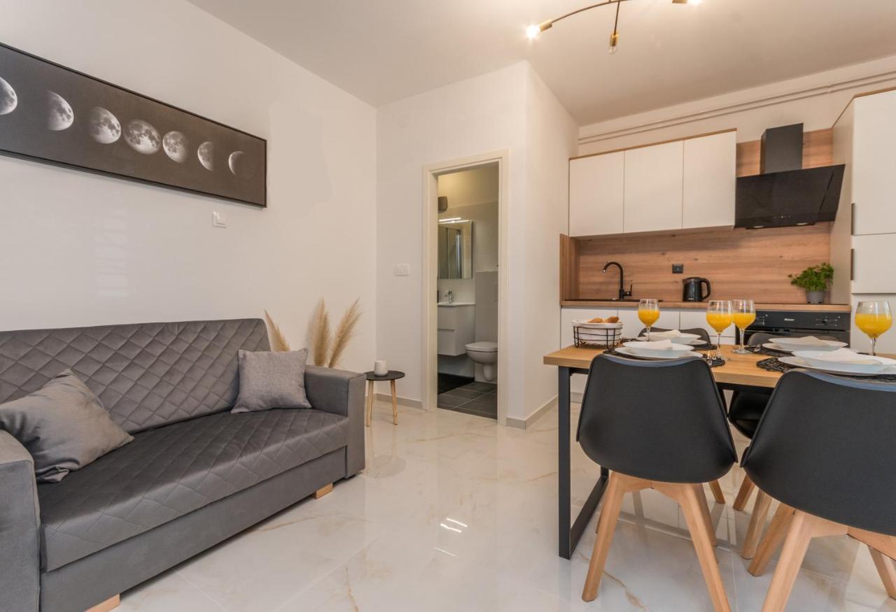 Apartmani A&M Biograd Na Moru Ngoại thất bức ảnh